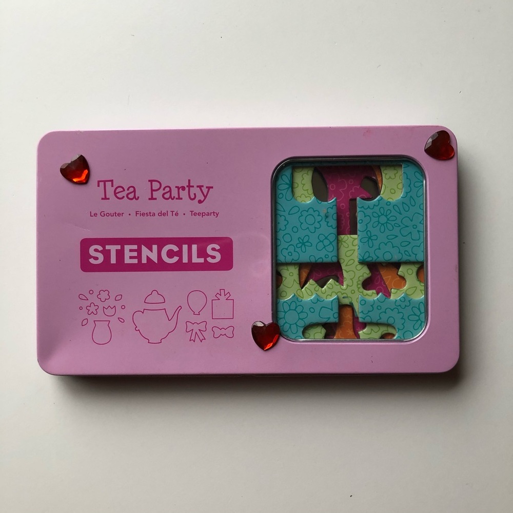 Mudpuppy stencils